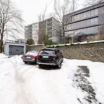 Apartmán 5 Min From Port - Free Private Parking - 1br