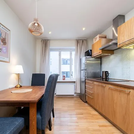 Korter 5 Min From Port - Free Private Parking - 1br Tallinn