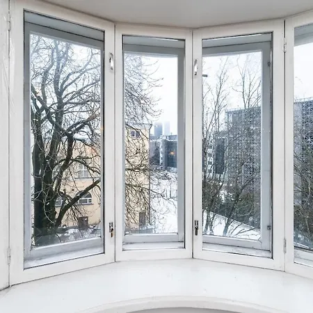 Korter 5 Min From Port - Free Private Parking - 1br *