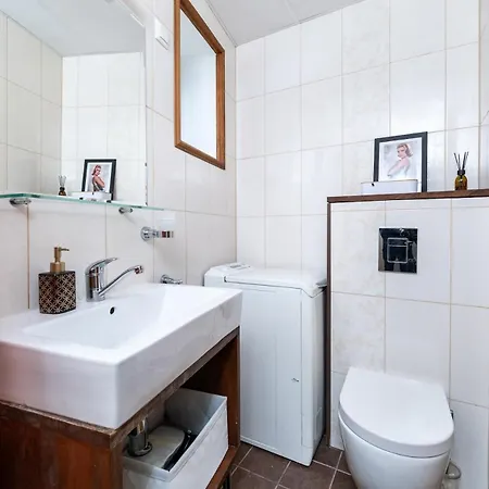 5 Min From Port - Free Private Parking - 1br * Reval