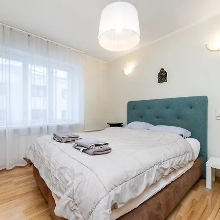 5 Min From Port - Free Private Parking - 1br * Reval