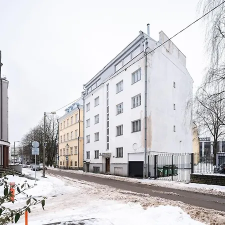 5 Min From Port - Free Private Parking - 1br Апартаменты Таллин