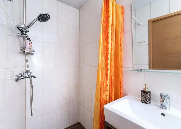 5 Min From Port - Free Private Parking - 1br * Таллин